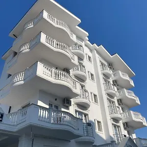 Imperial Hotel Spille
