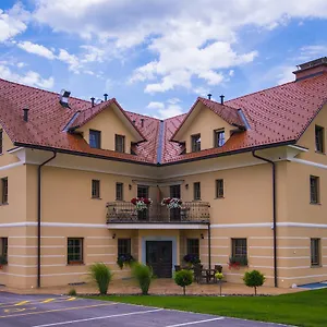 Karun Bed & Breakfast Cerklje na Gorenjskem